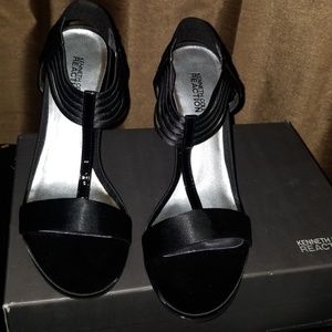 Kenneth Cole  shoes Style Know Way SJ